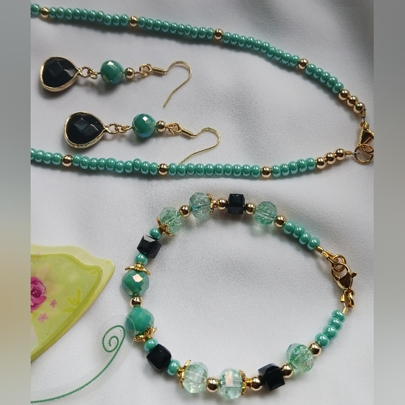 Handmade Necklace, Bracelet, Earrings set Onyx Teal - Picture 3 of 3